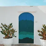 Trullo Bianco Casa de Férias *