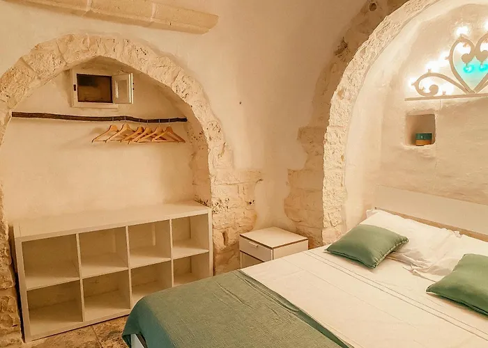 Trullo Bianco * Ostuni